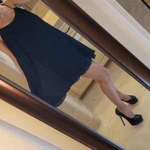 Beautiful Missguided navy blue flowy pleated cami dress, US sz 4